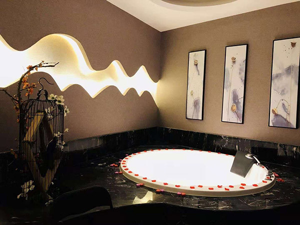 漫步小店区，高端日式会所，尽享梦幻生活时光