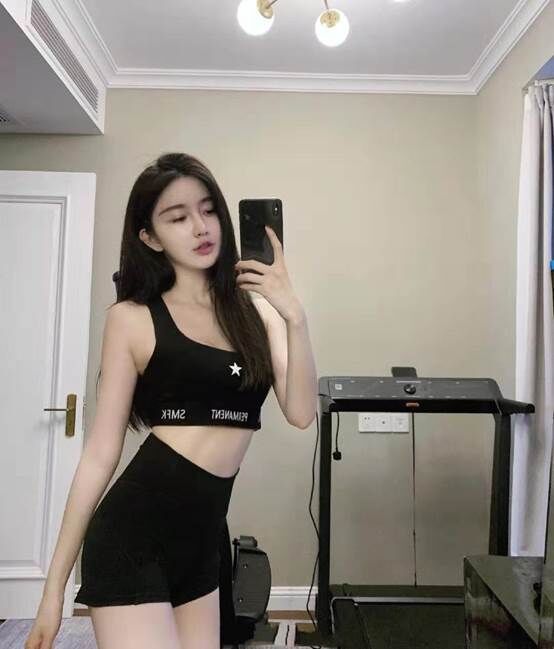 昨晚跟同事去了南京桑拿会所,按摩手法让人眼花缭乱